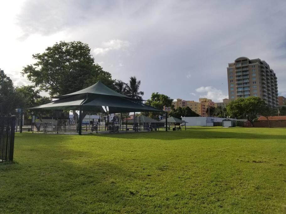 My Lovely Home In Miami 15 Minutes From The Beach 外观 照片