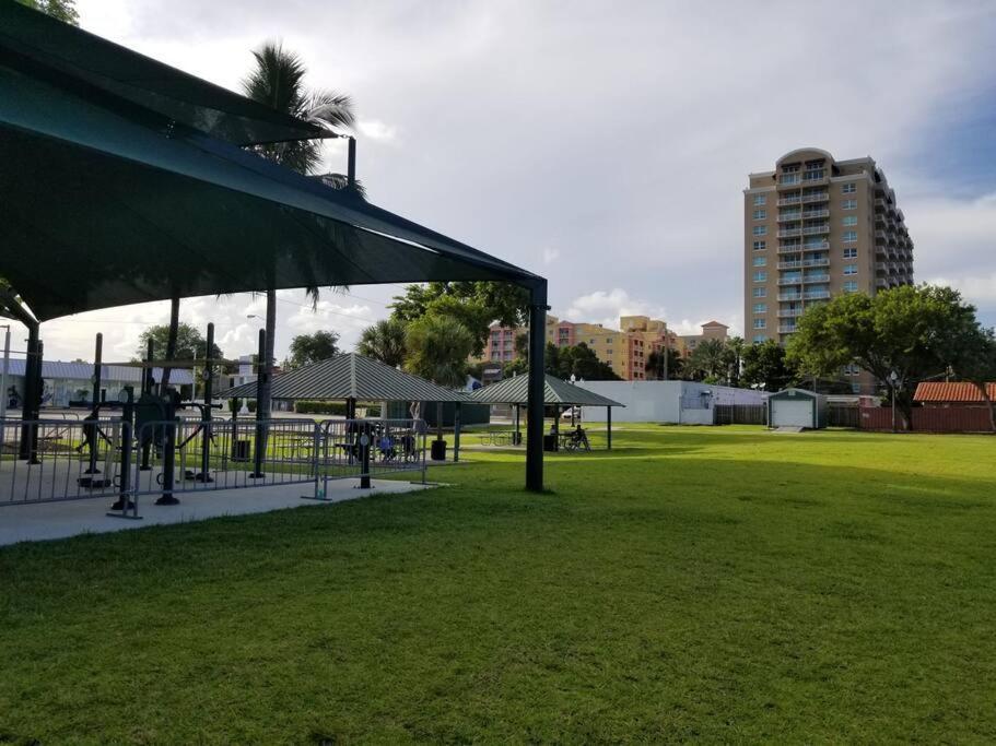 My Lovely Home In Miami 15 Minutes From The Beach 外观 照片